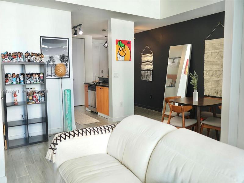 Comprar apartamento en Edgewater Lofts 503