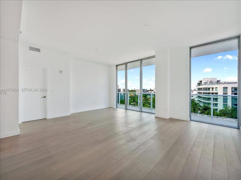 Comprar apartamento no La Baia South 710