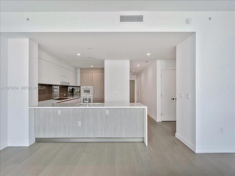 Comprar apartamento no La Baia South 710