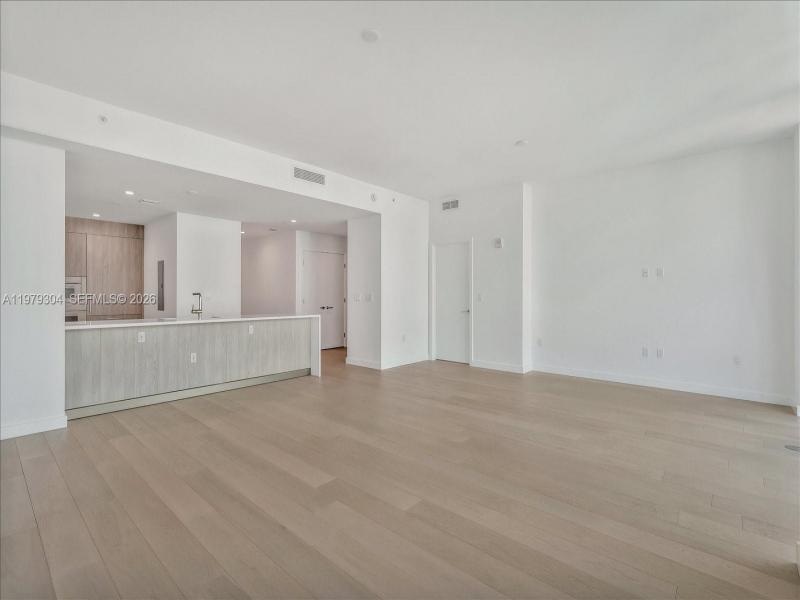 Comprar apartamento no La Baia South 710