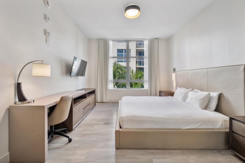 Condo for sale at Costa Hollywood Unit S404