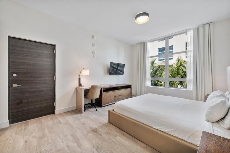 Condo for sale at Costa Hollywood Unit S404