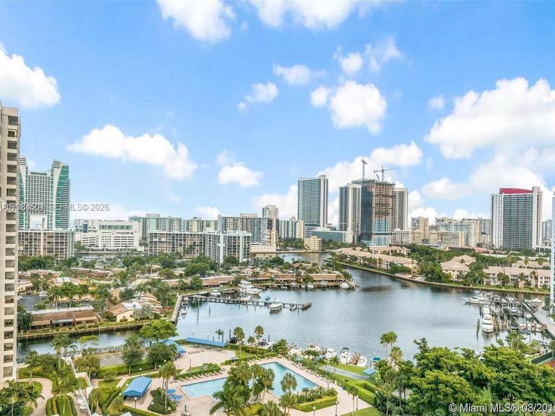 Condo for sale at Olympus Condo 509
