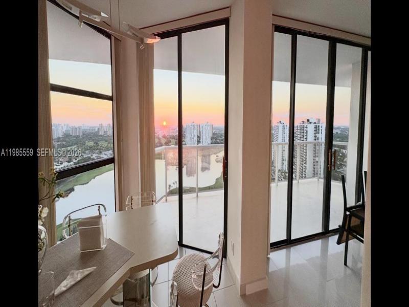 Comprar apartamento en Hamptons West 2409