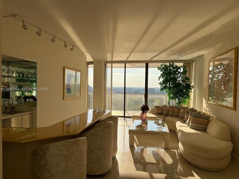 Comprar apartamento en Hamptons West 2409