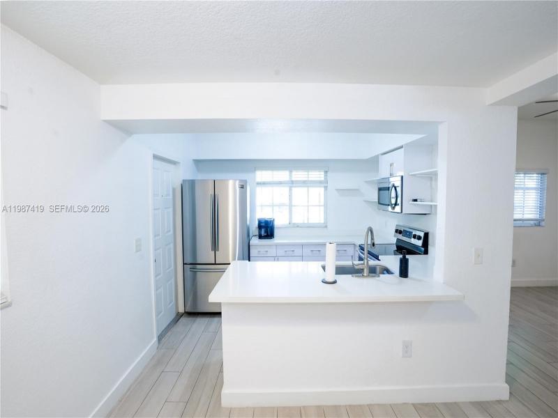 Property photo # 8