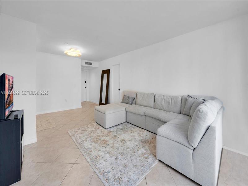 Comprar apartamento no Del Prado South Tower 202