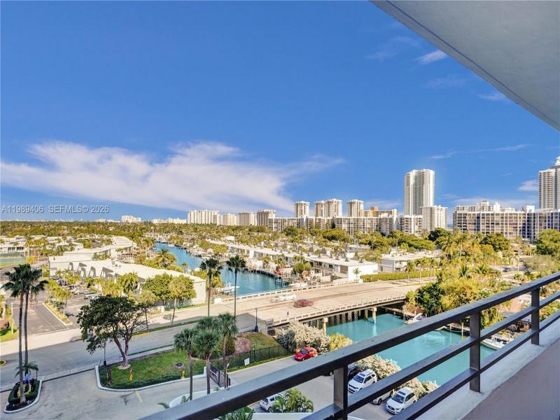 Condo for sale at Olympus Condo 808