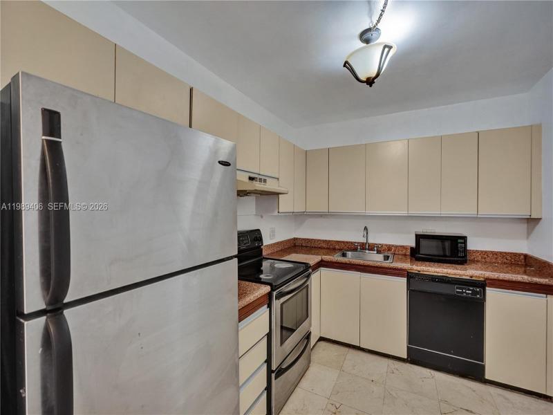Condo for sale at Olympus Condo 808