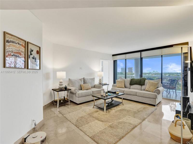 Comprar apartamento en Harbor Tower at Waterways 702