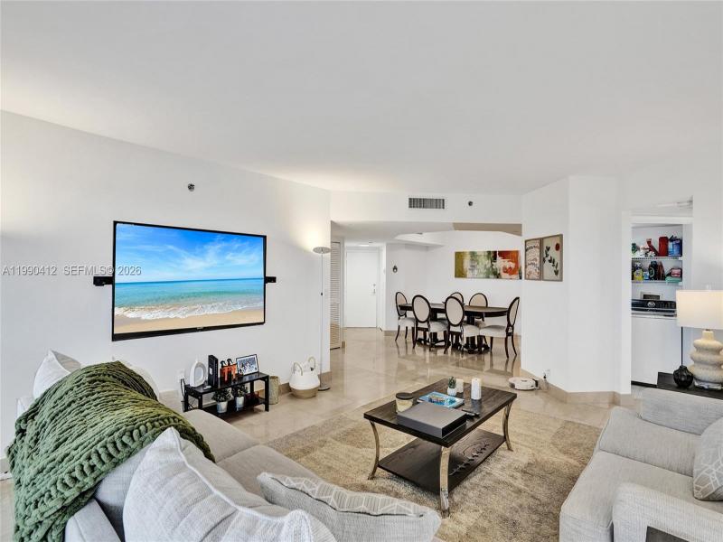 Comprar apartamento en Harbor Tower at Waterways 702