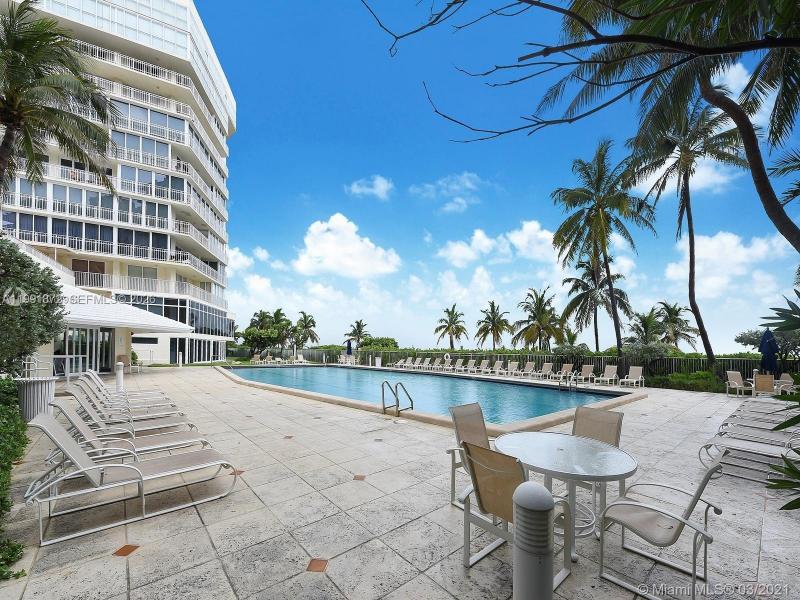 Condo for sale at Mar Azul 9GN