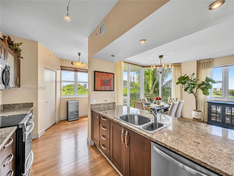Property photo # 7