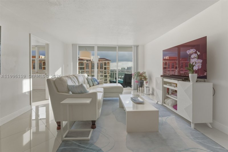 Apartment for rent at Parker Plaza Estates 1810