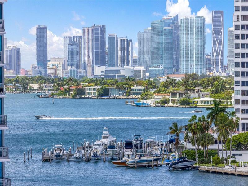 Comprar apartamento en Bayview Plaza 802