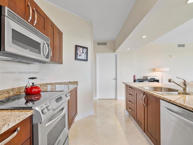 Property photo # 8