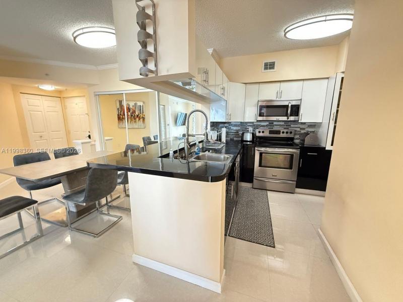Alquiler de apartamento en Porto Bellagio 1502