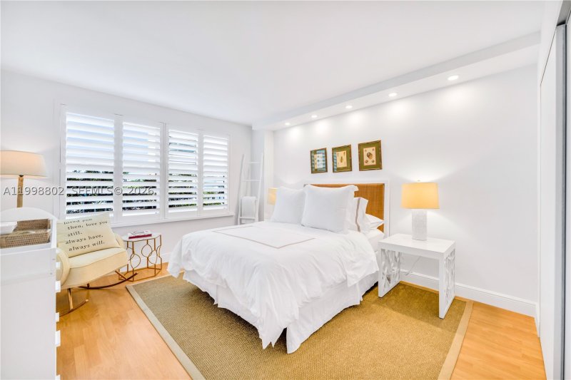Property photo # 9