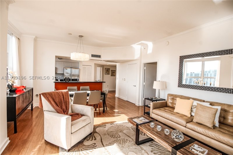 Condo for sale at Turnberry On The Green 1014