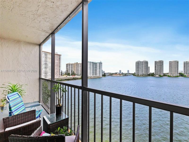 Comprar apartamento en Fairview House N701
