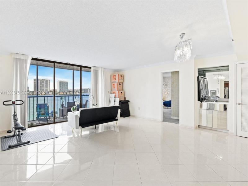 Comprar apartamento en Fairview House N701