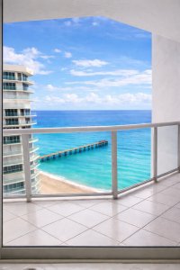 Oceania 1 Apt #2514