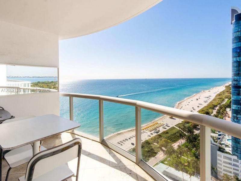 Comprar apartamento no Akoya 2306