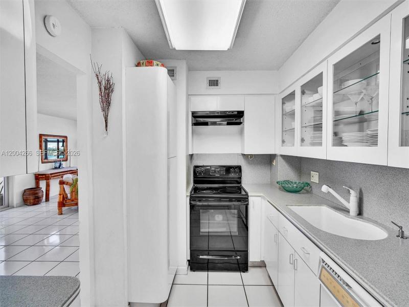 Condo for sale at Island Terrace 12C
