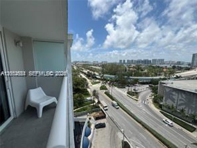 Comprar apartamento no Aventura Beach Club 934