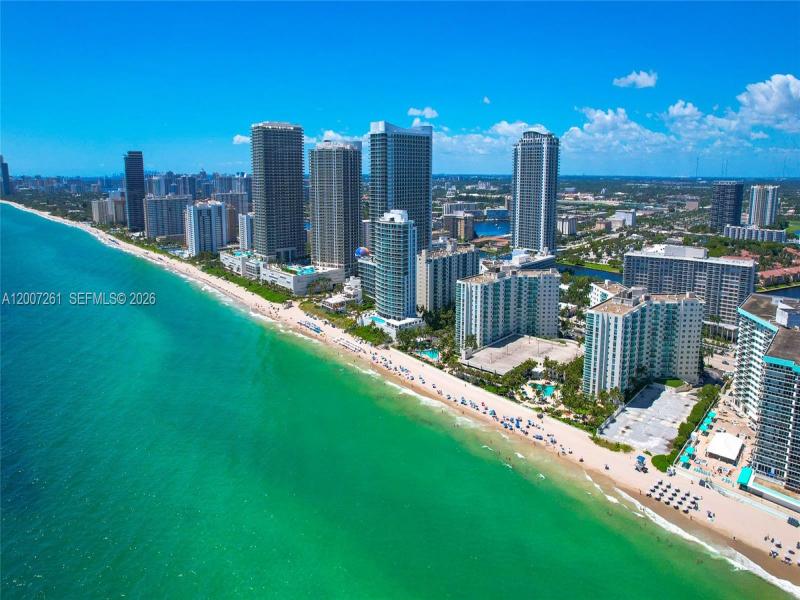 Comprar apartamento no Hyde Beach House R2905