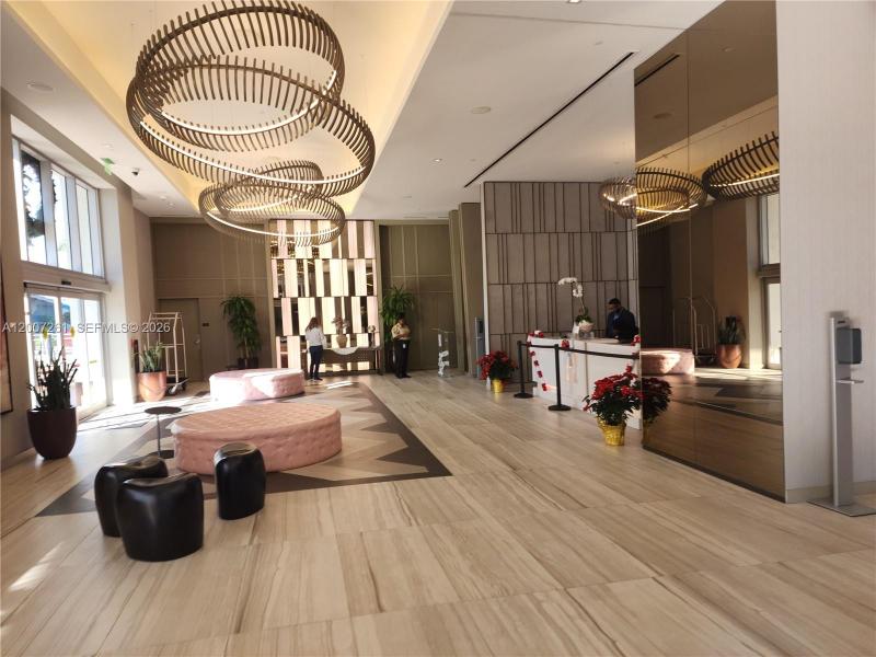 Comprar apartamento no Hyde Beach House R2905