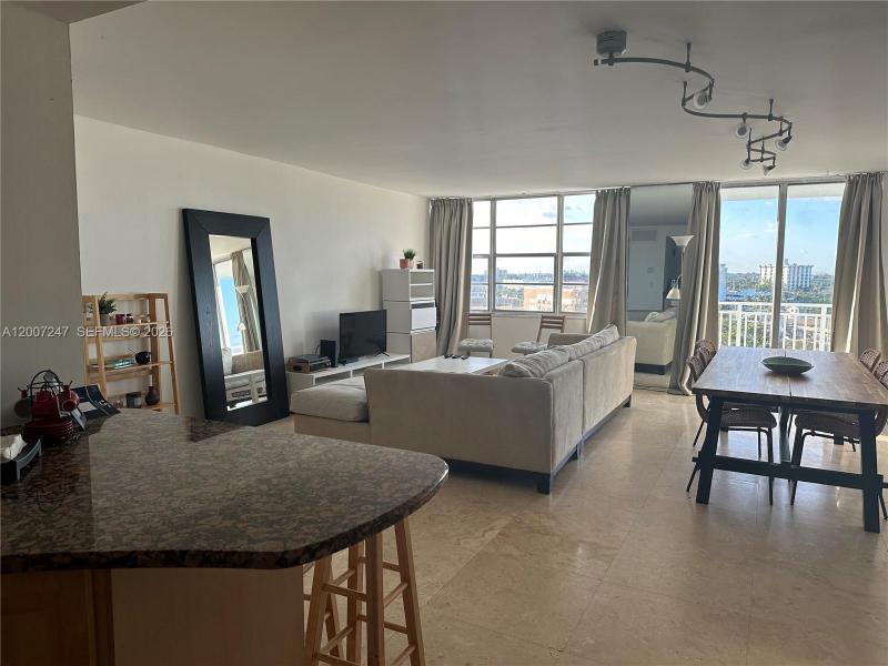 Comprar apartamento en Bayview Towers B811