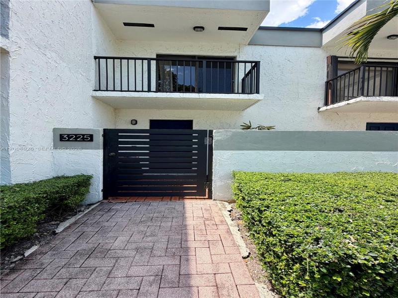 Property photo # 0