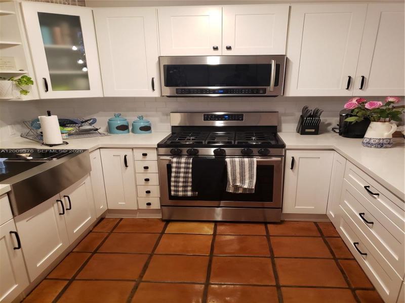 Property photo # 8
