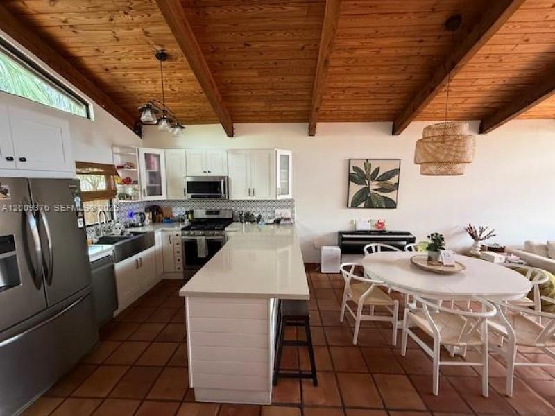 Property photo # 4