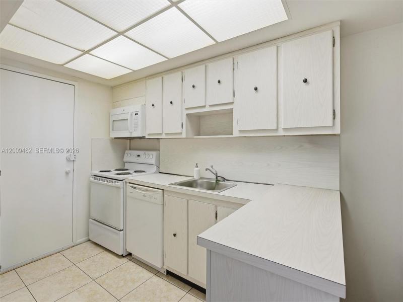 Comprar apartamento en Del Prado South Tower 802