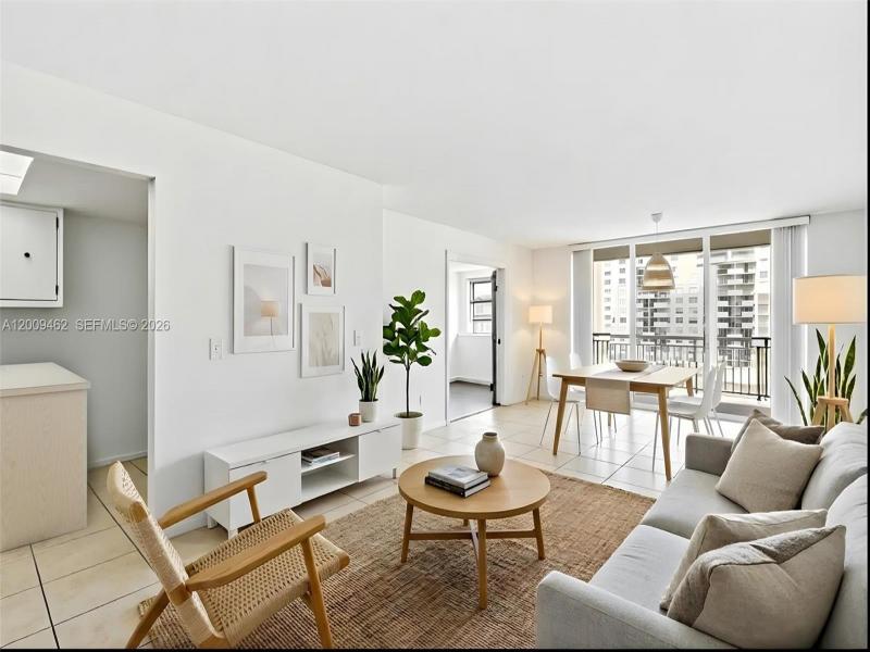 Comprar apartamento en Del Prado South Tower 802