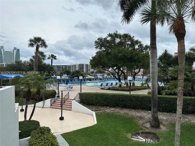 Condo for sale at Olympus Towers 1402