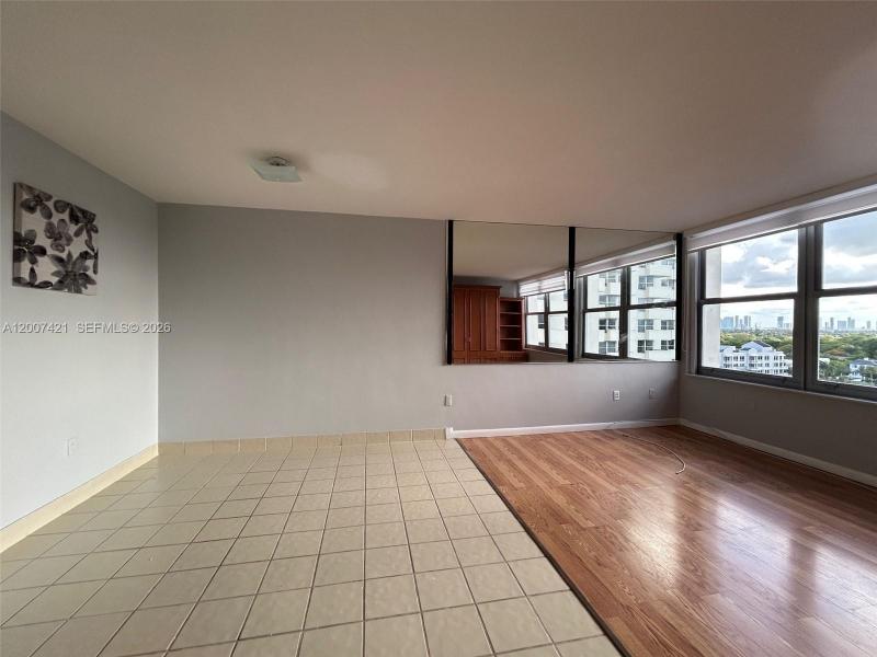 Condo for sale at Triton Towers 1040