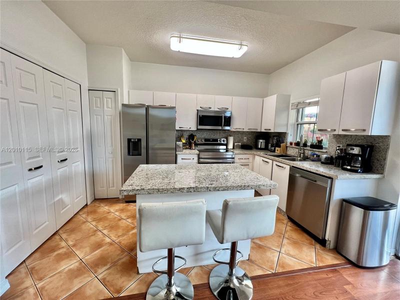 Property photo # 4