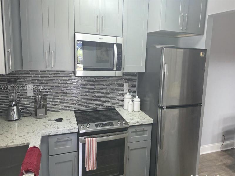 Property photo # 6