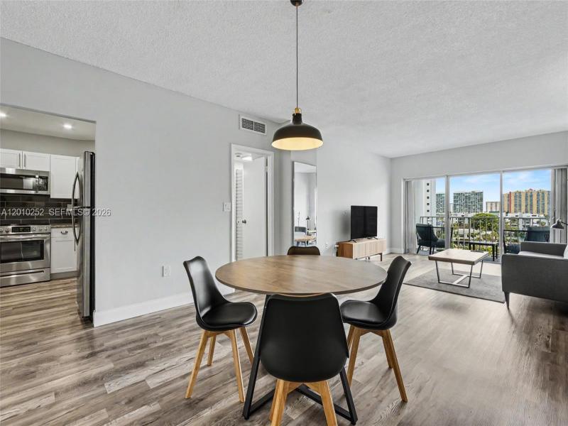 Property photo # 6