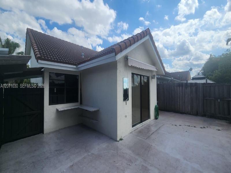 Property photo # 9