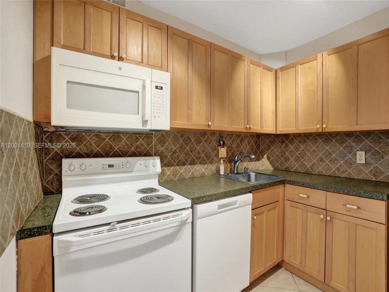 Property photo # 6