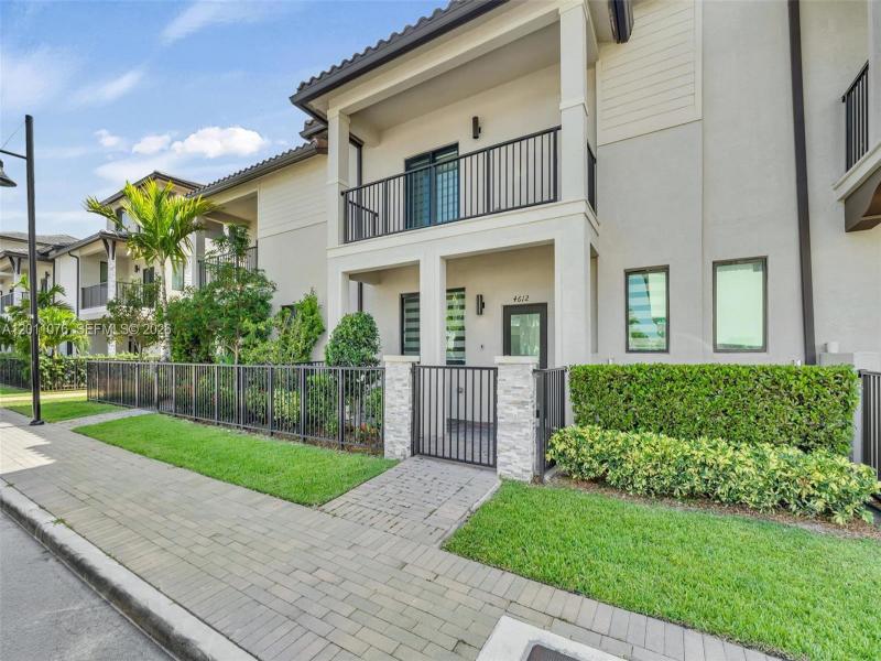 Property photo # 0