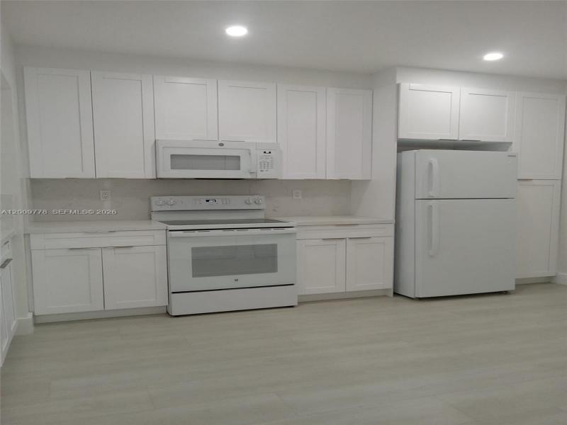 Property photo # 6