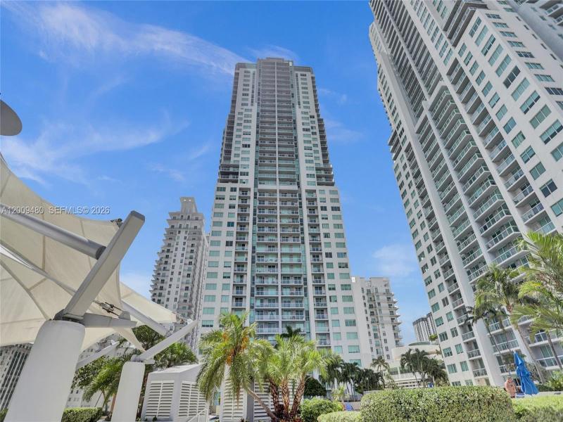 Vizcayne South Tower Apt #3304