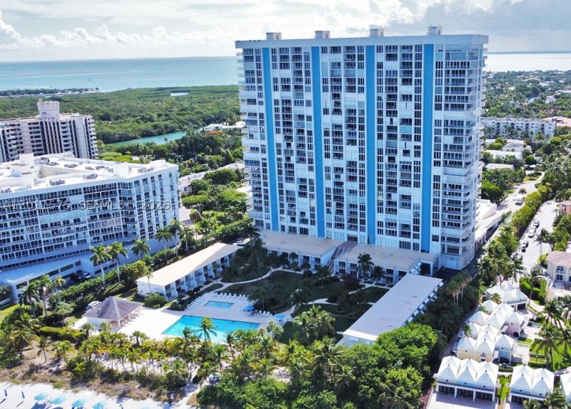 Condo for sale at Casa Del Mar 7D