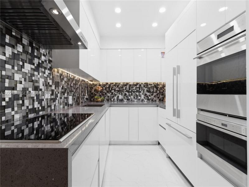 Comprar apartamento no Coronado I PH24