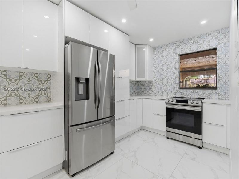 Property photo # 7